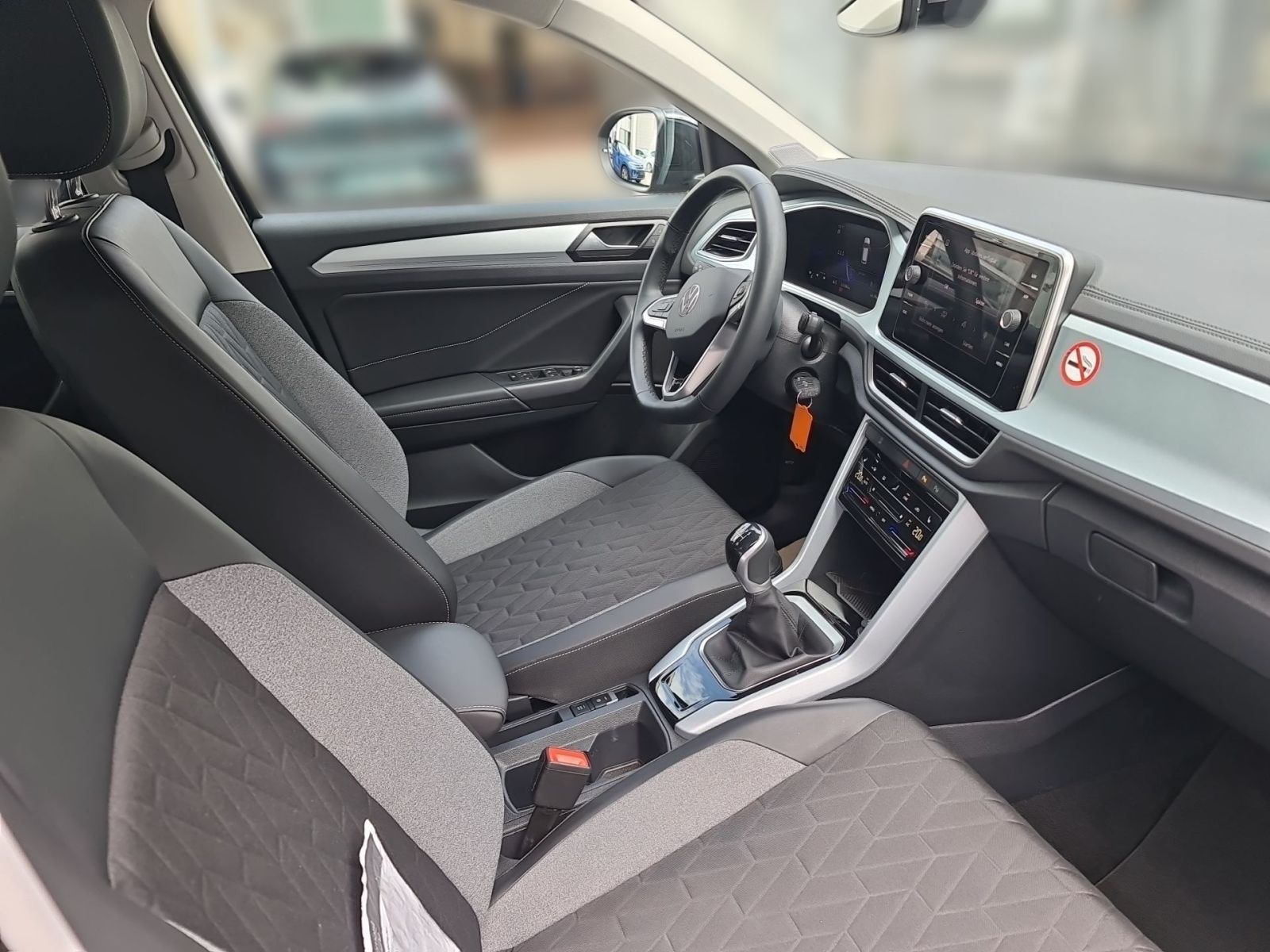 Volkswagen T-Roc - Bild 13