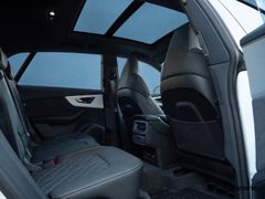 Audi Q8 – 30 / 33