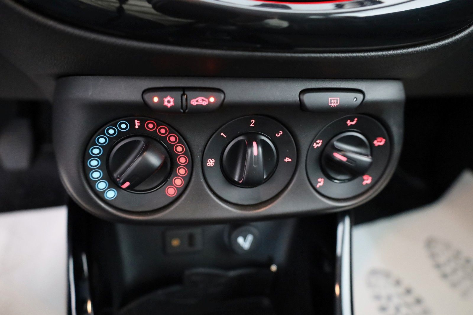 Fahrzeugabbildung Opel Adam Slam ecoFlex T.Leder,SH,PDC,Sport-Paket