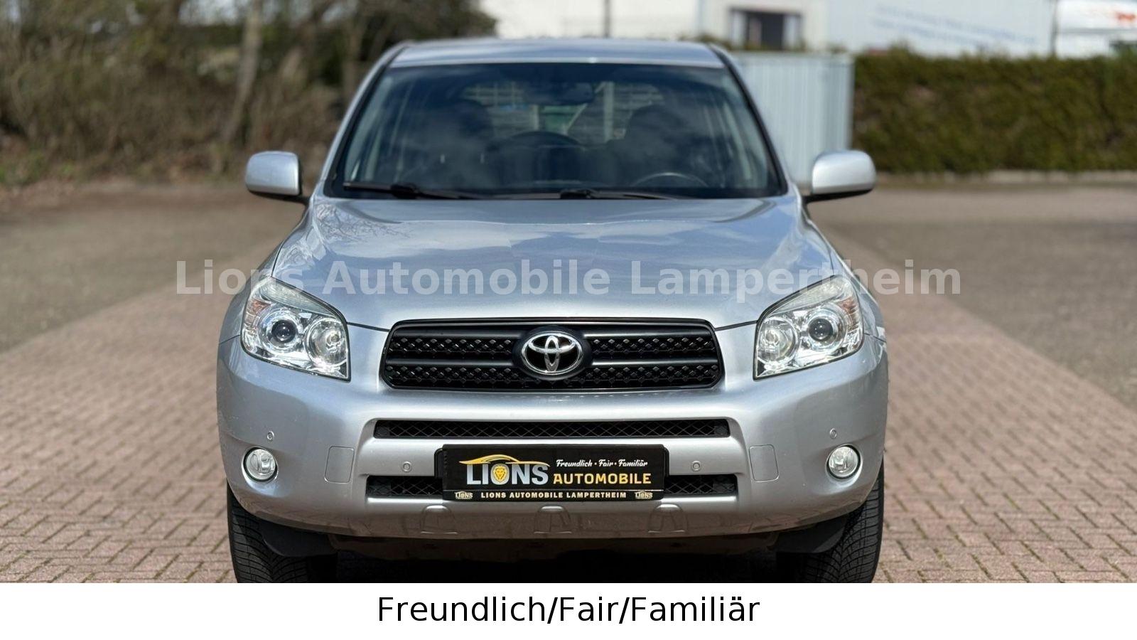 TOYOTA RAV 4 152 CH 4X4 BVM - EXECUTIVE -  Climatisation - VOLANT EN CUIR