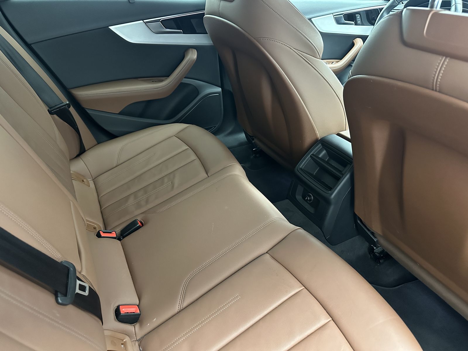 Audi A4 45 TFSI Quattro Edition NAVI-LEDER-SITZH foto 21