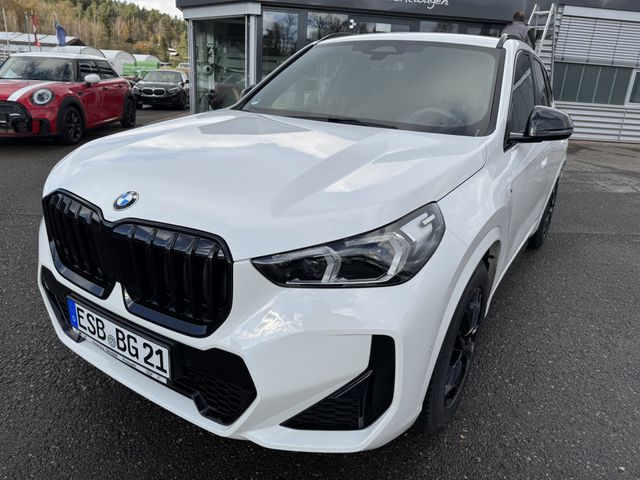 BMW X1 sDrive18d M SPORTPAKET AHK MASSAGE KEYLESS