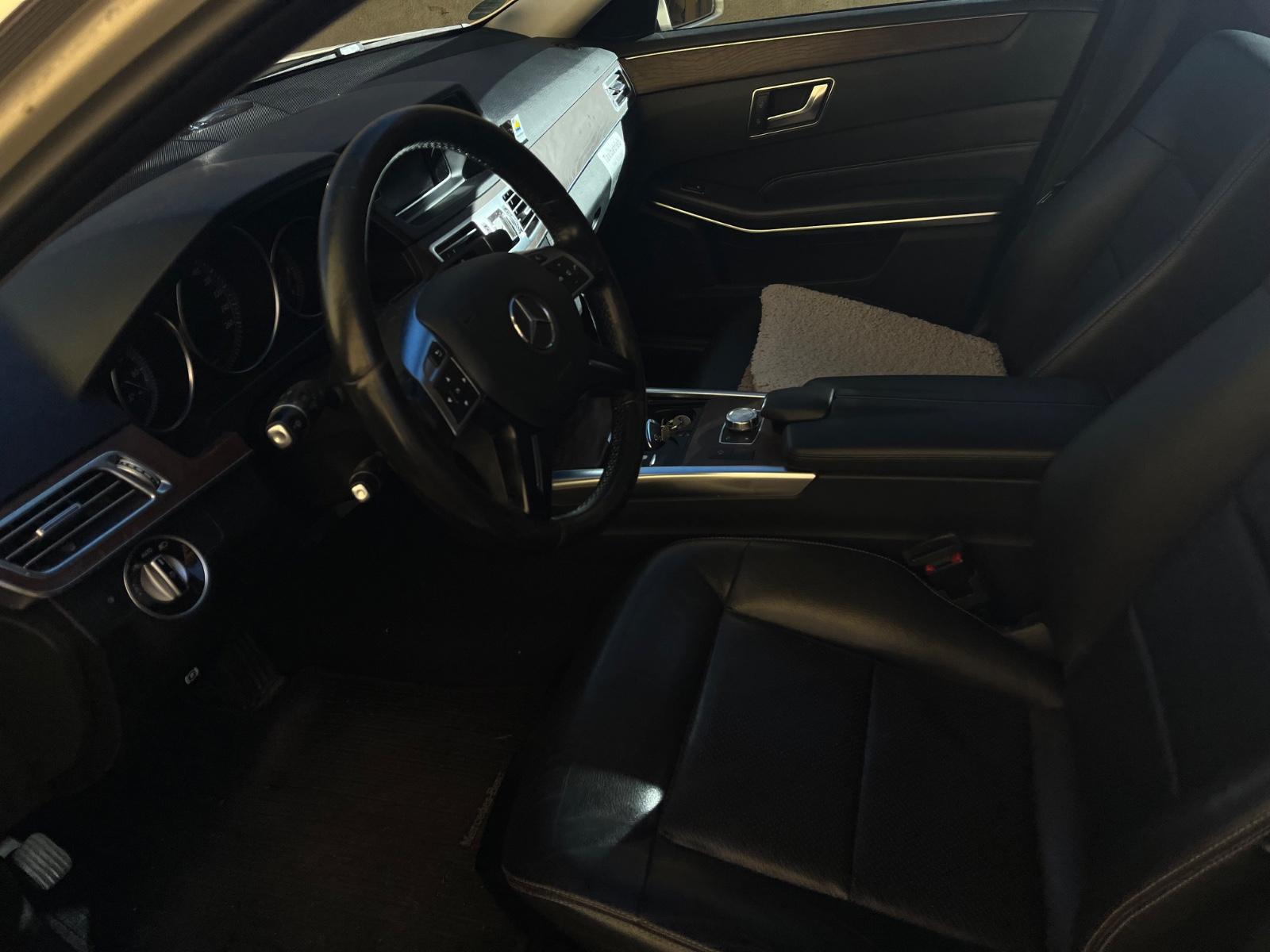 Mercedes-Benz E200 2014 — photo 9