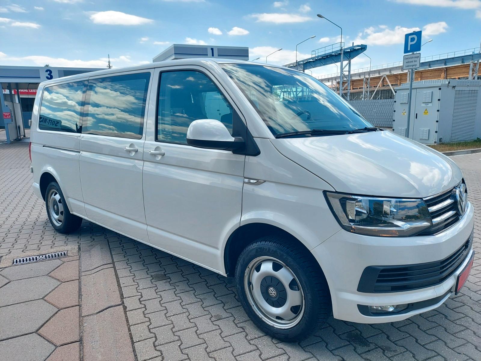 Volkswagen T6 Caravelle Comfortline Lang DSG 8 Sitze ACC