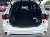 Mitsubishi Outlander 2.4 PHEV Plug-in Hybrid*4WD/AHK/LEDER* - Mitsubishi