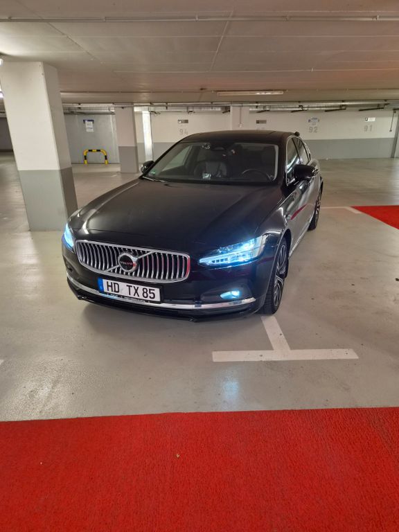 Image of Volvo S90