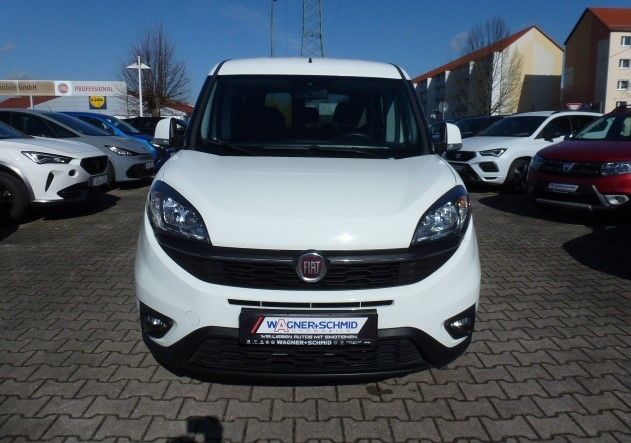 Fahrzeugabbildung Fiat Doblo Kombi SX Maxi 1.6 Mjet L2H1