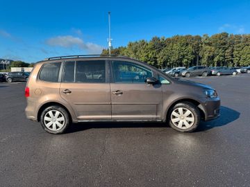 Volkswagen Touran - 5