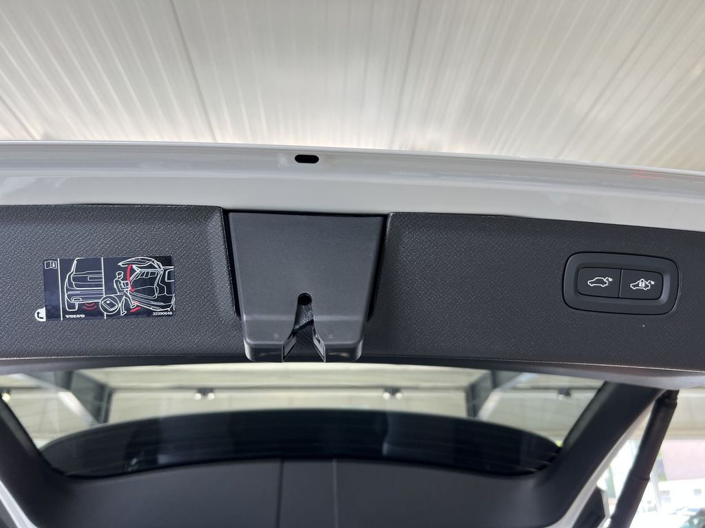 Volvo XC90 T8 Ultra Dark Recharge AWD FACELIFT UPE105K