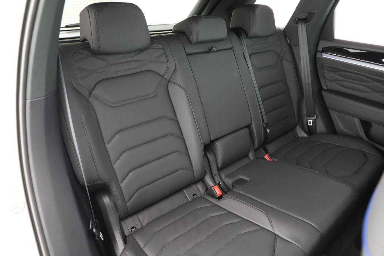 Volkswagen Touareg R 3.0 TSI eHybrid 4M Tip IQ.Light/ACC/Hu