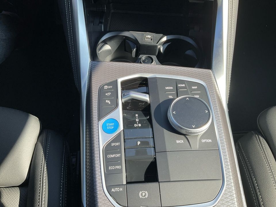 BMW i4 - Bild 10