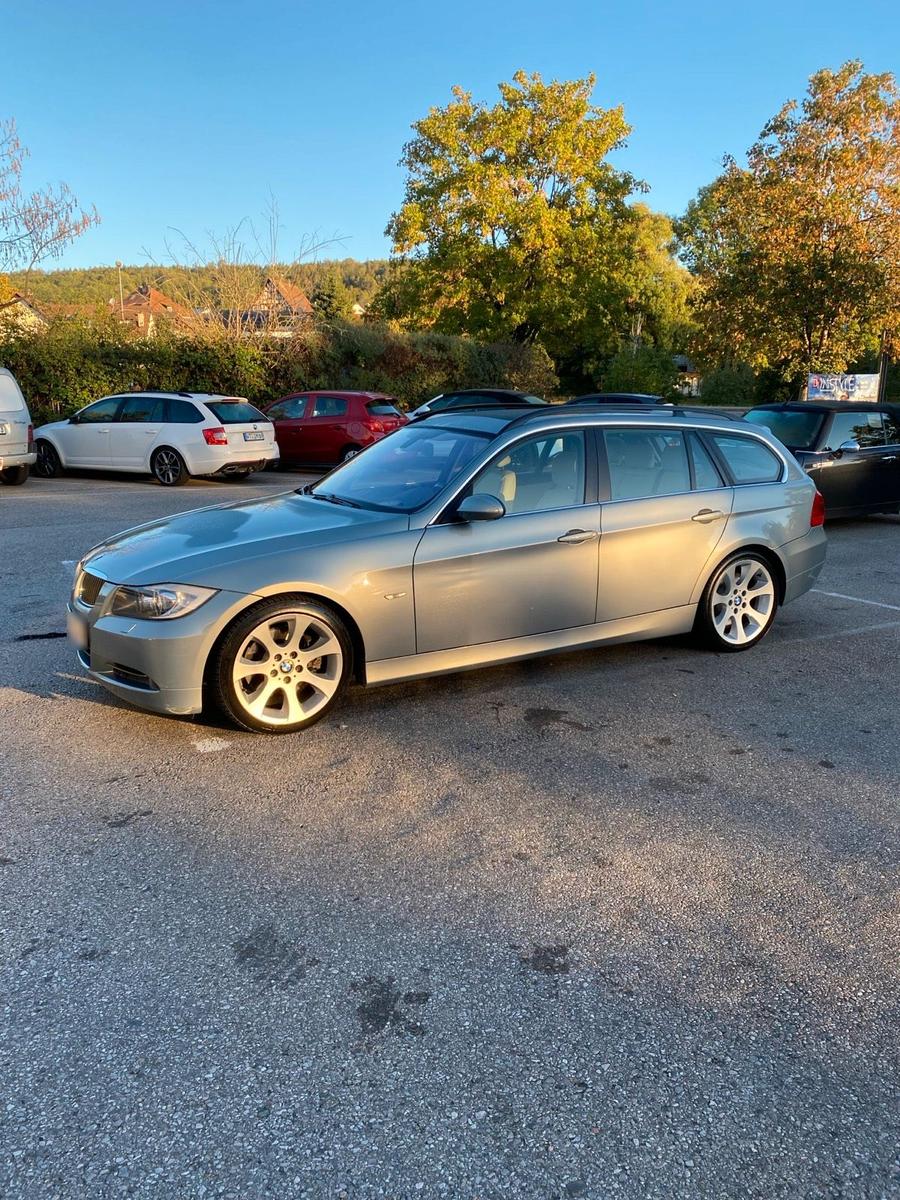 BMW 330