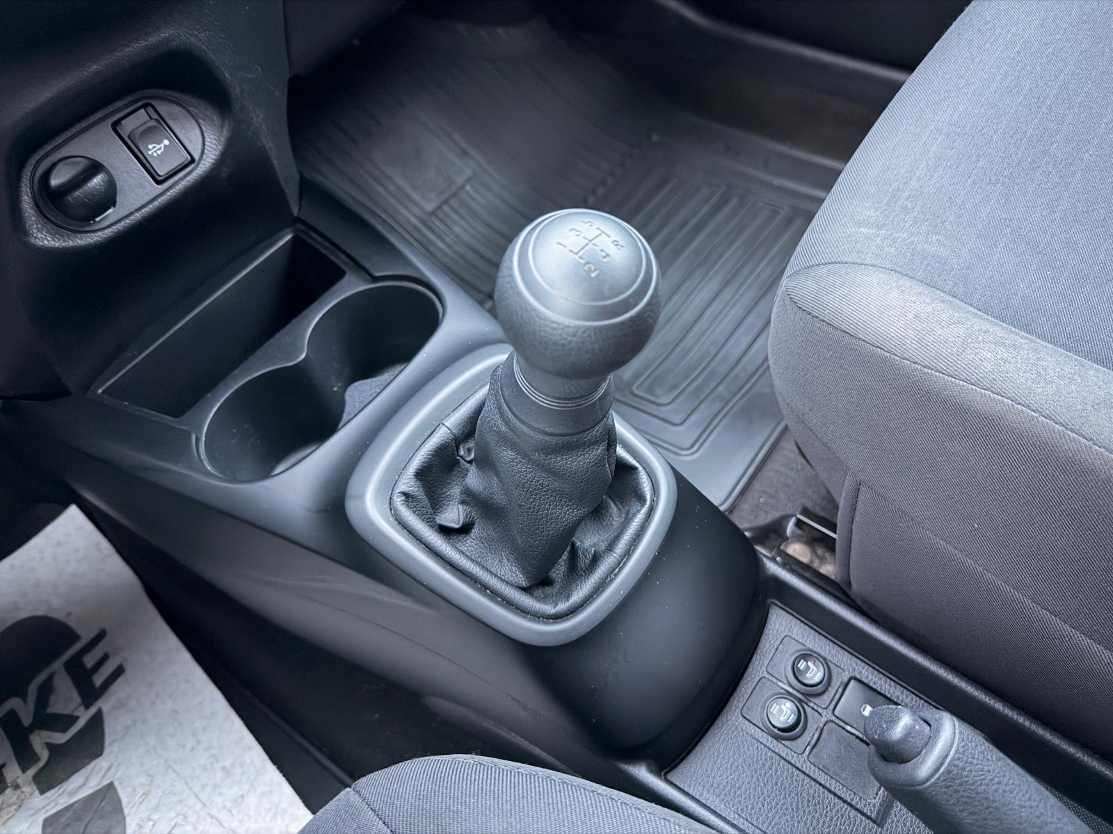 Toyota Yaris Basis