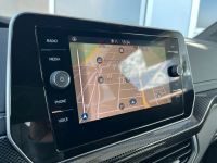 VW T-Cross 1.0 TSI DSG R-Line NAVI AHK MATRIX 4JGAR bei Autohaus Landmann & Maier OHG