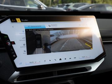  BMW IX3 缩略图 23