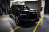Rolls-Royce Cullinan - Rolls-Royce Cullinan mit Panoramadach