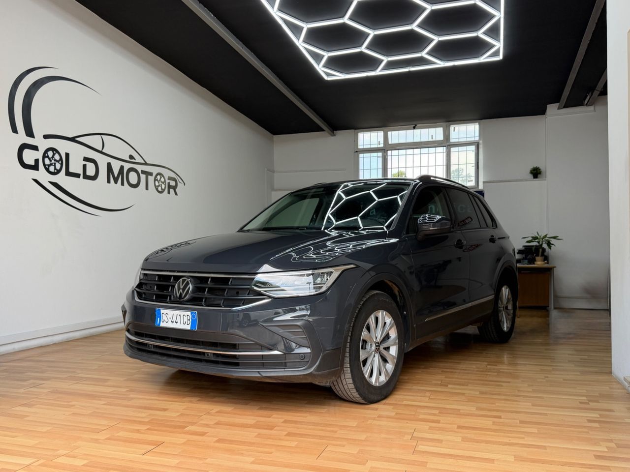Volkswagen Tiguan 2.0 TDI 150 CV SCR DSG Life imagem 2