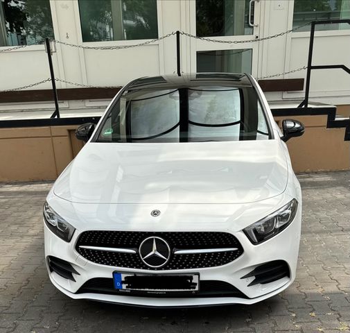 MERCEDES-BENZ A 200 d DCT - top gepflegt mit AHK