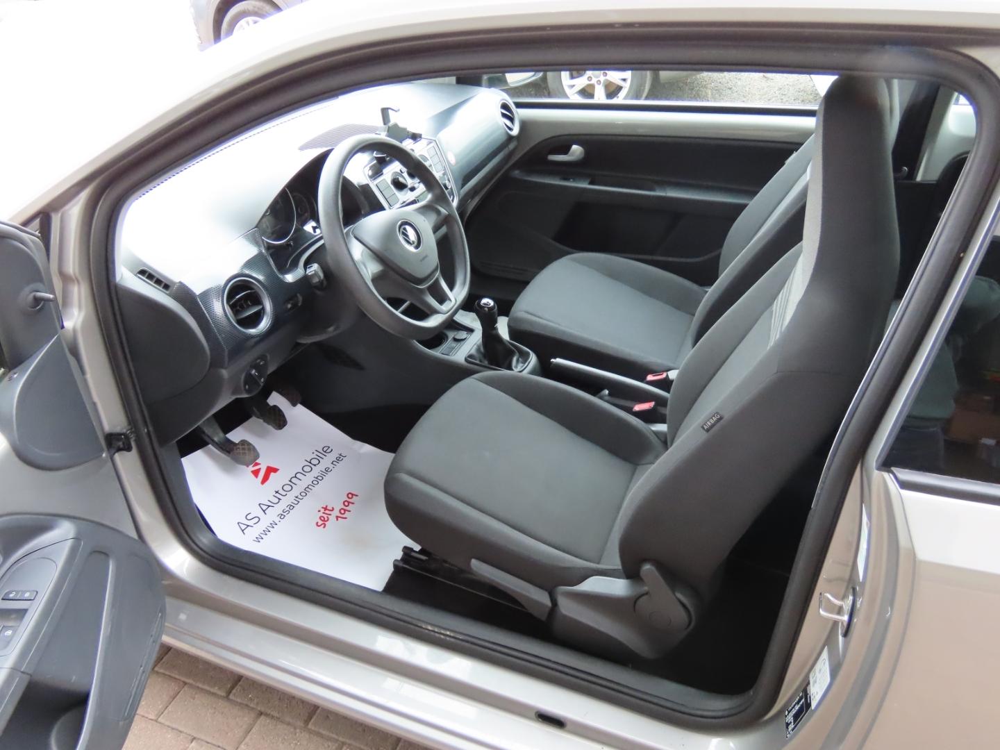 Volkswagen Up 1.0 Basis 1.Hd*HUneu*LED*Kam*Bluetooth*PDC