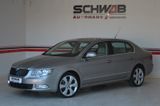 Skoda Superb Elegance 4X4 | 1.Hand | Xenon | Rentnerf. - Skoda Superb: Elegance