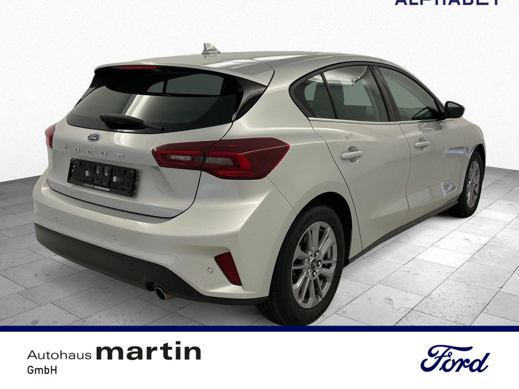 Fahrzeugabbildung Ford Focus 1.0 Titanium SYNC PDC SHZ NAVI FACEL. LED