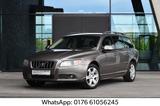 Volvo V70 Kombi Momentum*TÜV*LEDER*XENON*SZHG*PDC*NAVI - gebrauchte Volvo V70 aus dem Jahr 2008
