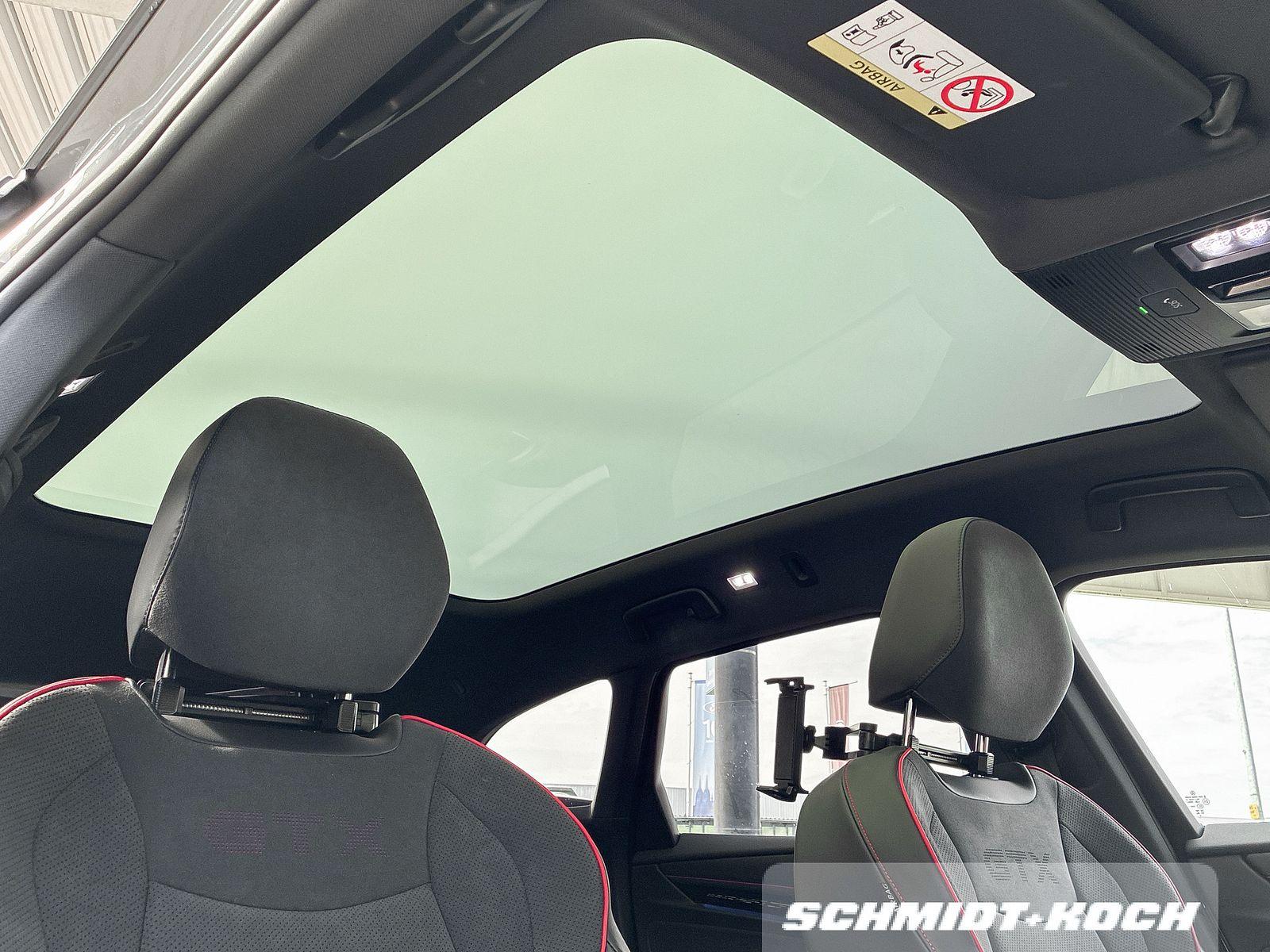 Volkswagen ID.7 Tourer GTX 4M AHK MATRIXLED PANO Allrad DAB