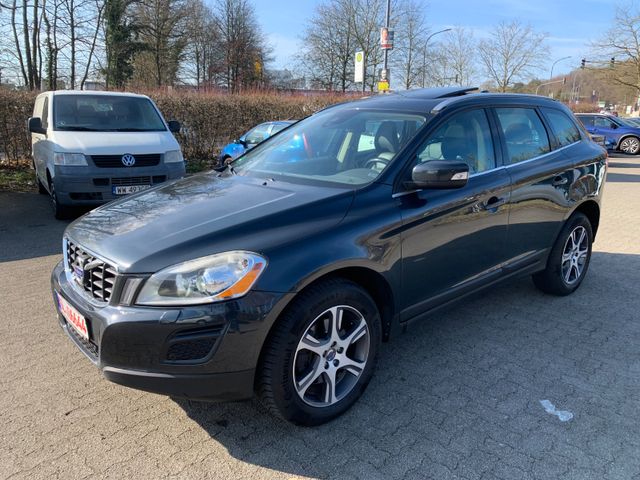 Volvo XC60 Summum AWD Xenon Panorama Kamera