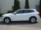 Volvo XC60Momentum Pro2WD.STANDHEIZUNG!LEDER!PANO!TOP! - Volvo XC60 in Frankfurt (Main)