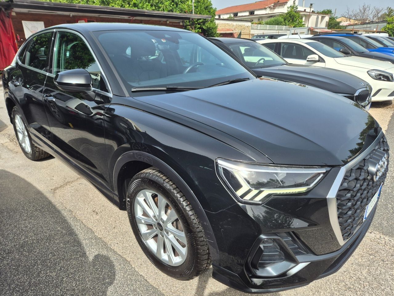 Audi Q3 SPB 45 TFSI e S tronic line edition imagem 2