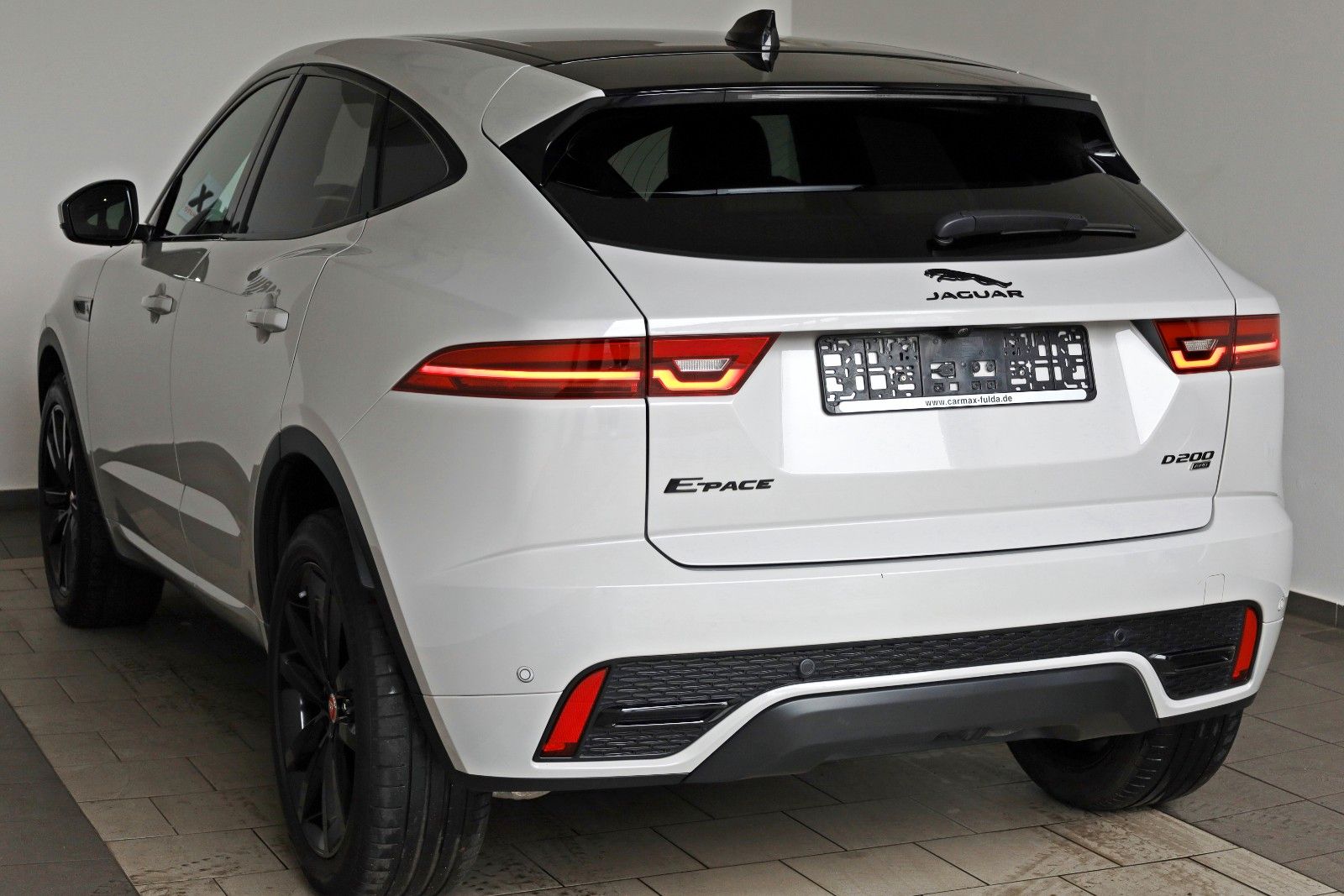 Fahrzeugabbildung Jaguar E-Pace R-Dynamic SE AWD,Navi,Kamera,ACC,AHK+WR