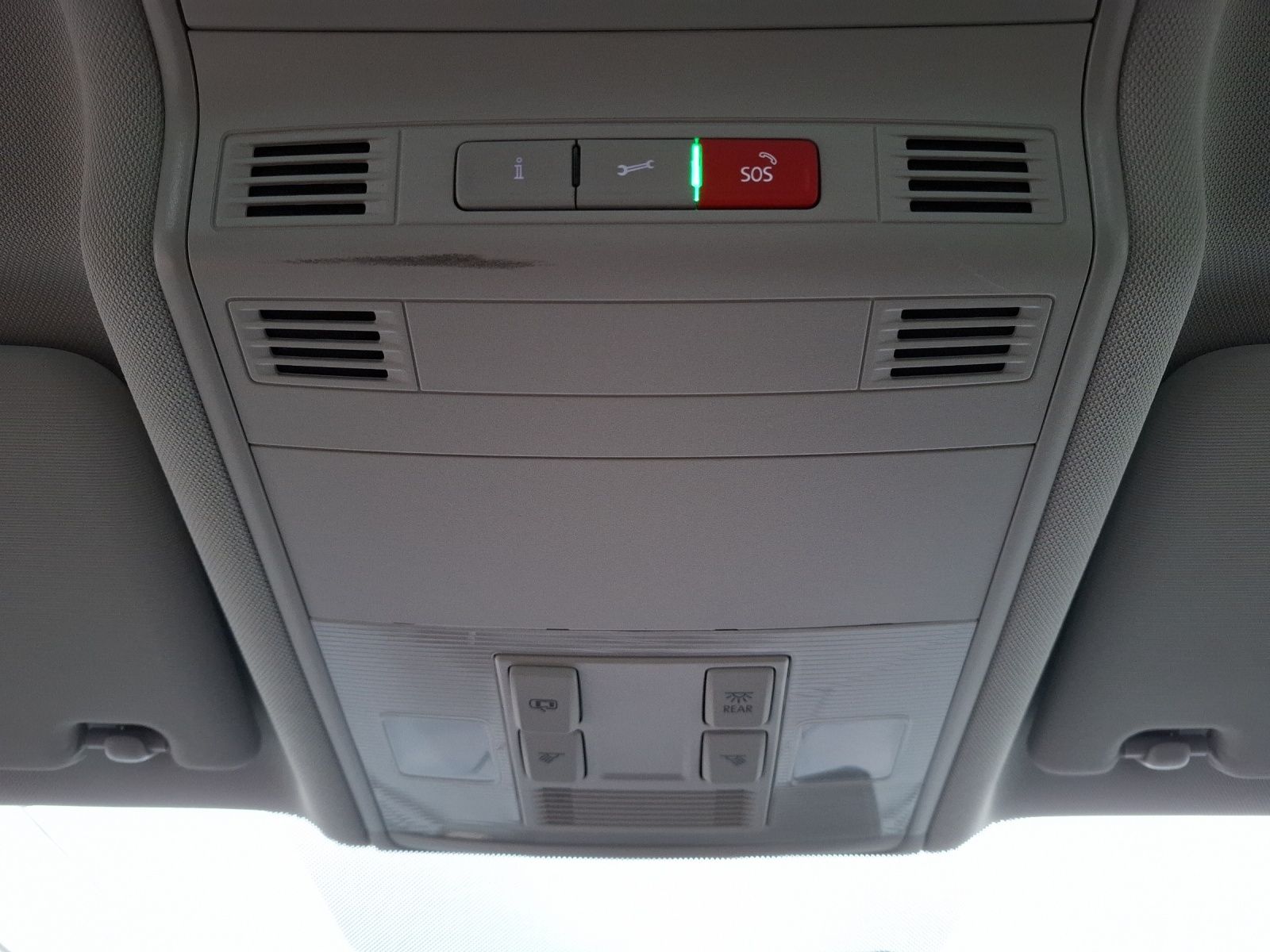 Fahrzeugabbildung Volkswagen Touran TDI Comfortline KLIMA PDC LM SH DAB