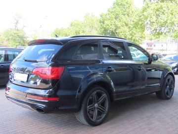 Audi Q7 - 6