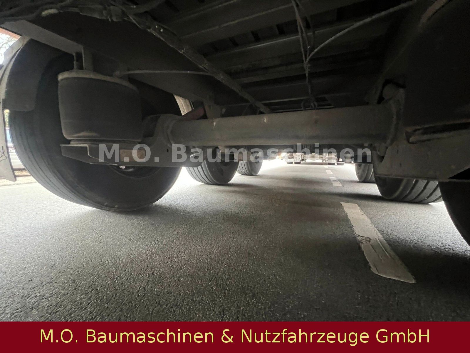 Fahrzeugabbildung Stas S300 ZX / 3 achser / Luft / Walkingfloor / Plane