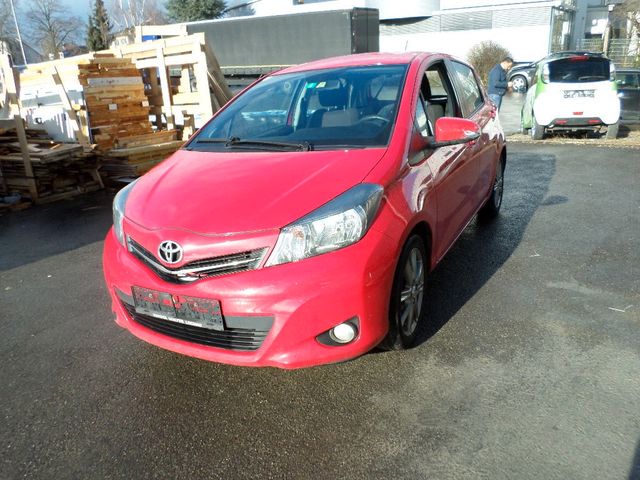 Toyota Yaris Cool