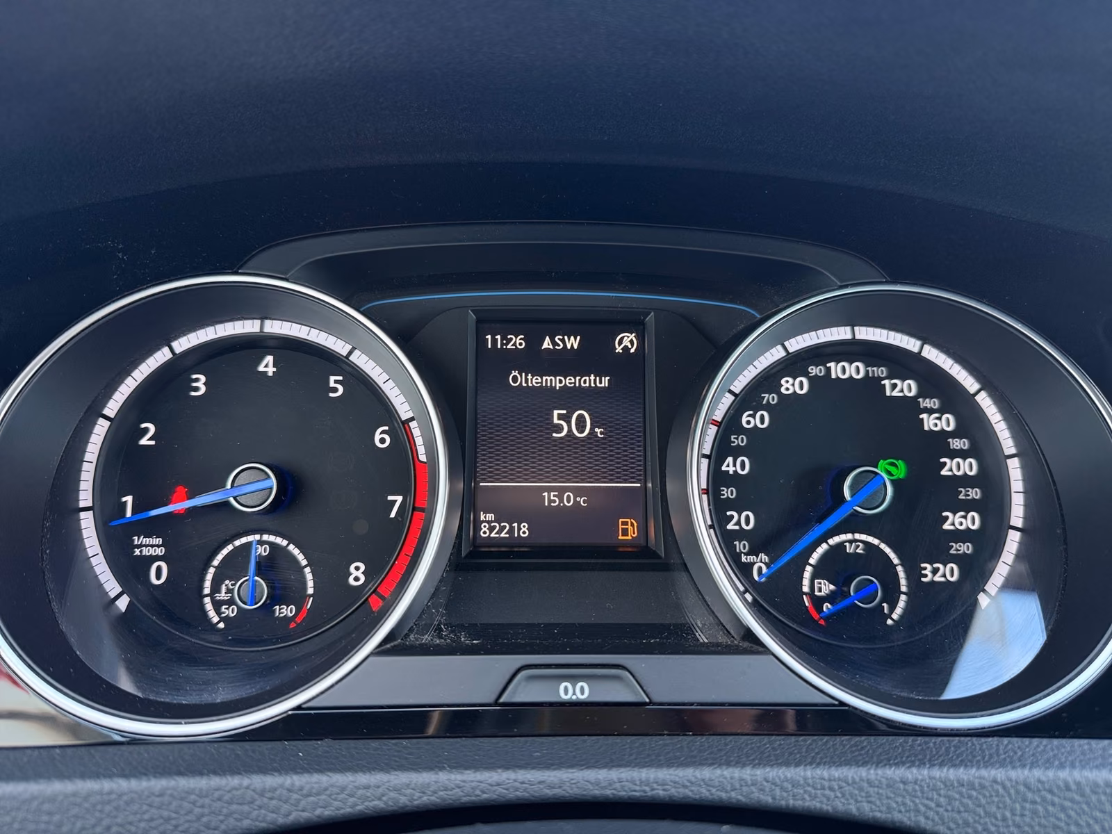 Volkswagen Golf VII 2.0 R BMT 4Motion Xenon Leder PDC Navi