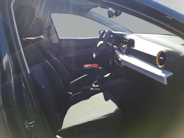 Fahrzeugabbildung Seat Ibiza Hola 1.0MPI LED MFL PDC Klima DAB+ 0,99%