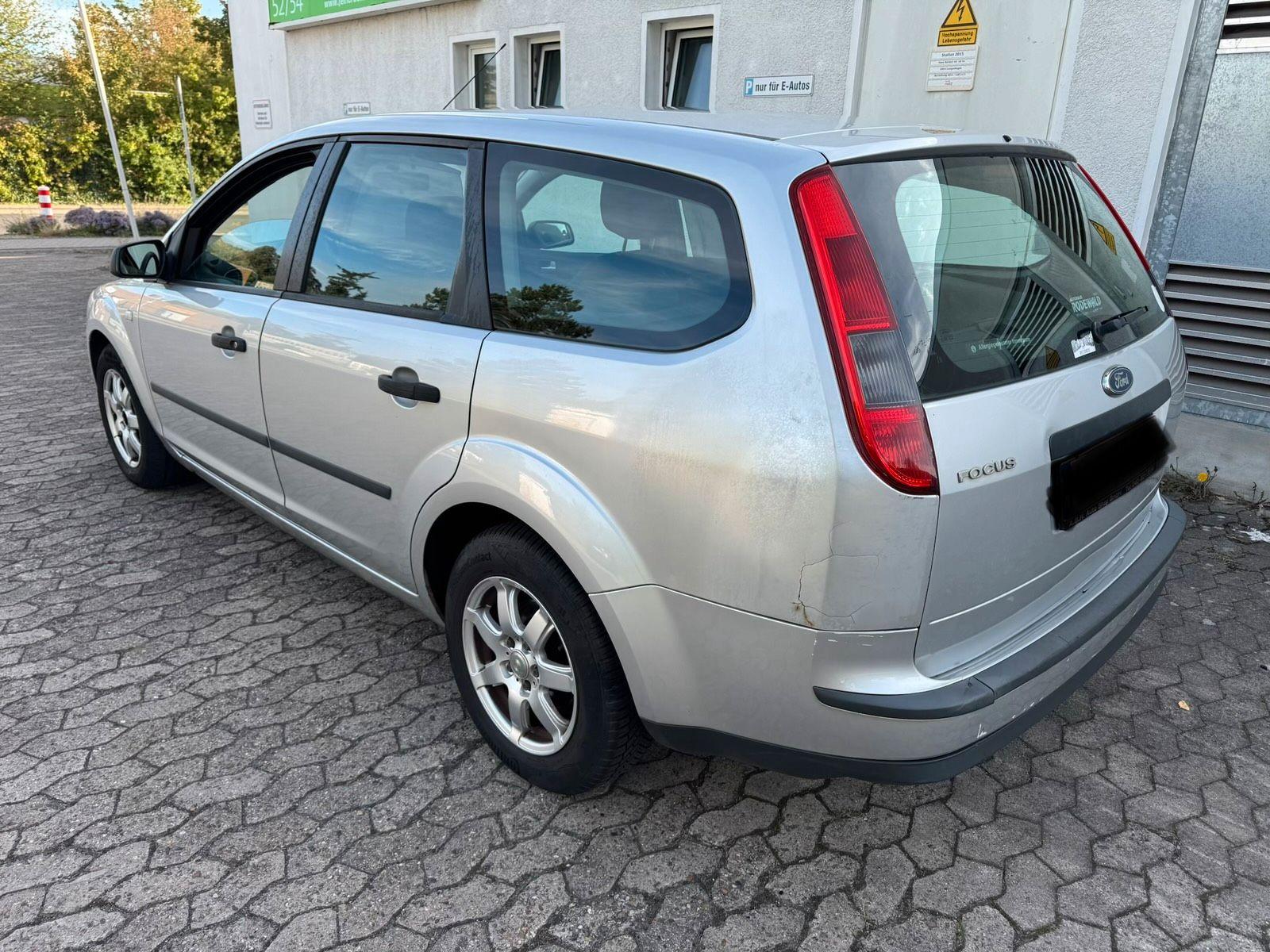 Ford Focus 2006 — фото 15