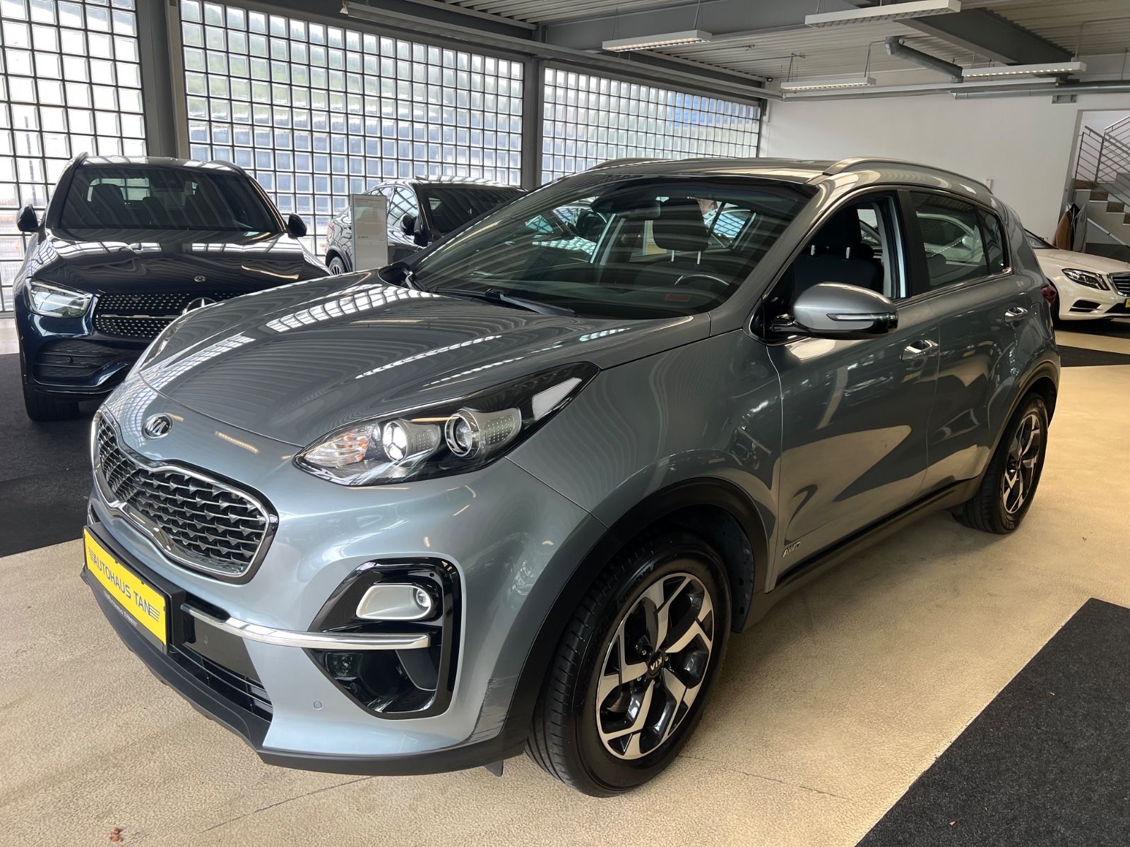 Fahrzeugabbildung Kia Sportage Vision 4WD * 1.HAND *