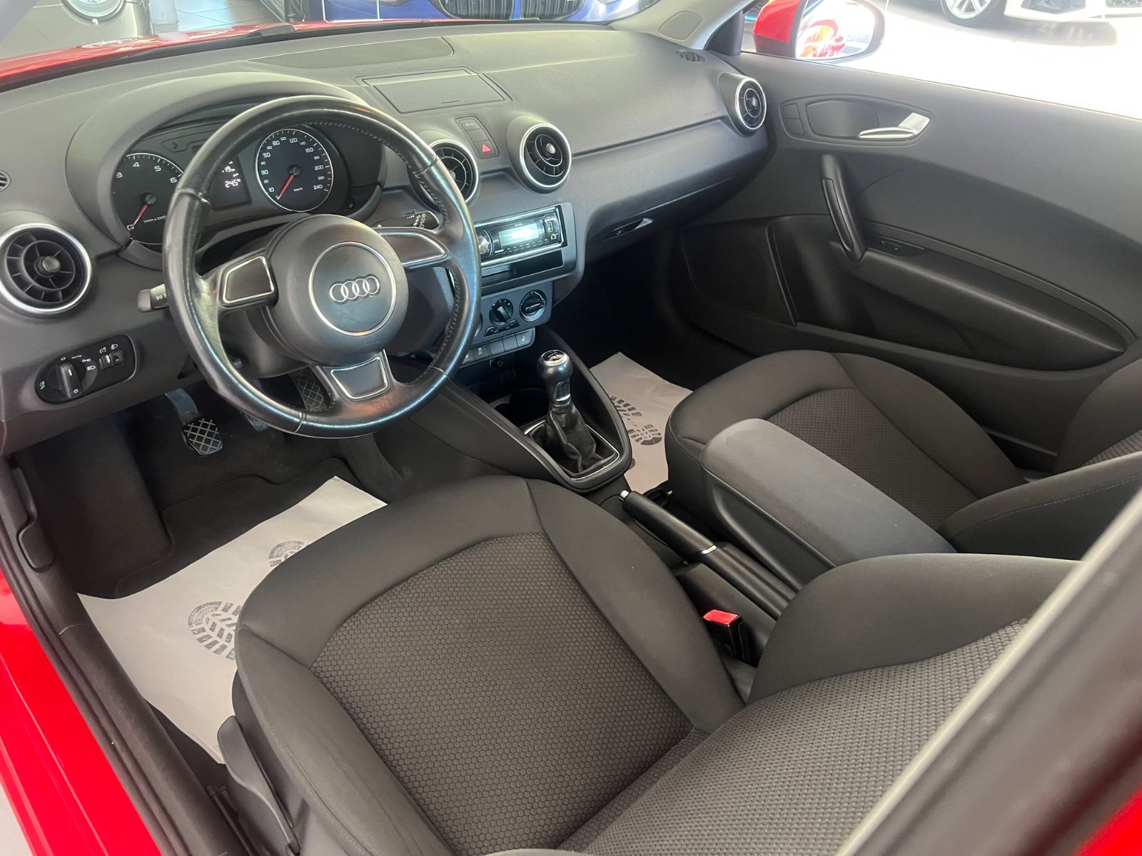 Fahrzeugabbildung Audi A1 attraction * Sitzheizung *