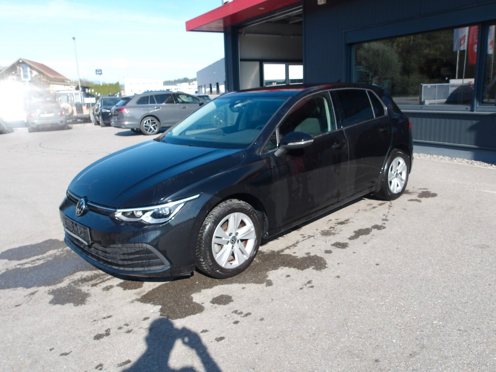 Volkswagen Golf VIII Lim. Life  "Kamera" EXP  € 13450.-