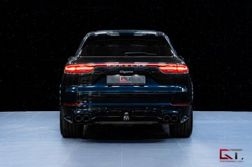 Porsche Cayenne - 7