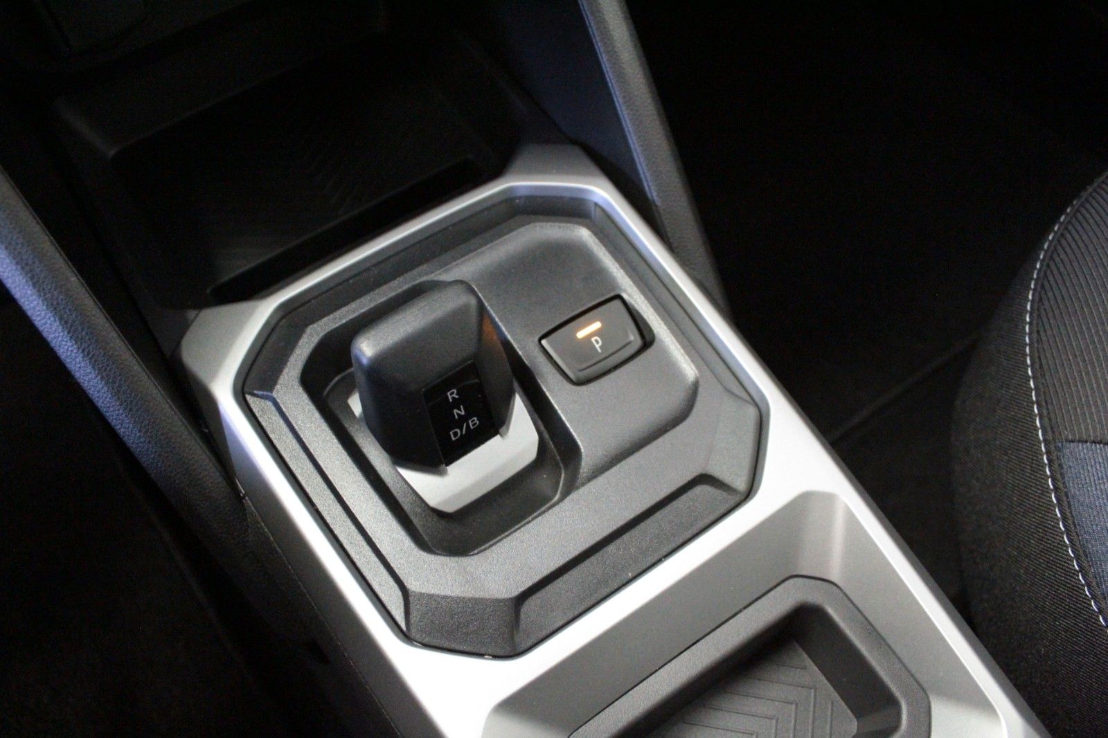 Fahrzeugabbildung Dacia Bigster hybrid 155 Expression*Winter-Plus-Paket*