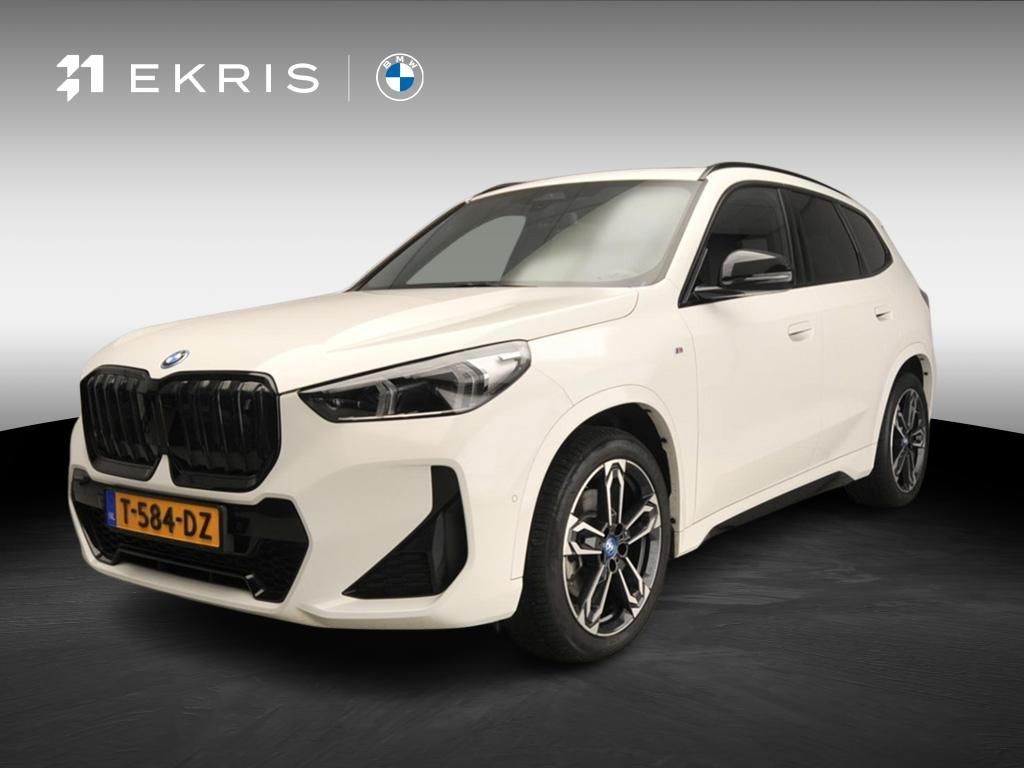 BMW iX1 xDrive30 M-Sportpakket | LED | Leder | navi
