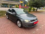 Volkswagen Jetta 1.4 TSI Hybrid DSG Highline Highline - Volkswagen Jetta: Highline