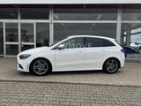 Mercedes-Benz B 200 AMG LED Ambiente Navi SHZ Junge Sterne AHK - : Junge