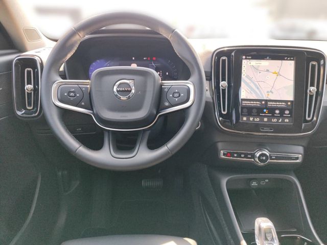 VOLVO XC 40 (Bild 17 von Array)