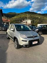 Fiat Panda 1.3 MJT 95 CV S&S 4x4 - silberne Fiat Panda