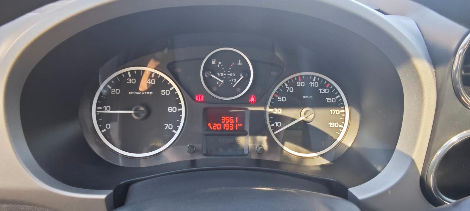 Peugeot Partner Tepee Family 110 PS HDI 1.6L