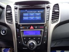 Fahrzeugabbildung Hyundai i30 blue Style  **AHK / NAVI / KAMERA / 1-HAND**